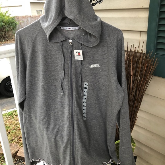 Tommy Hilfiger gray Sweater - Picture 2 of 5